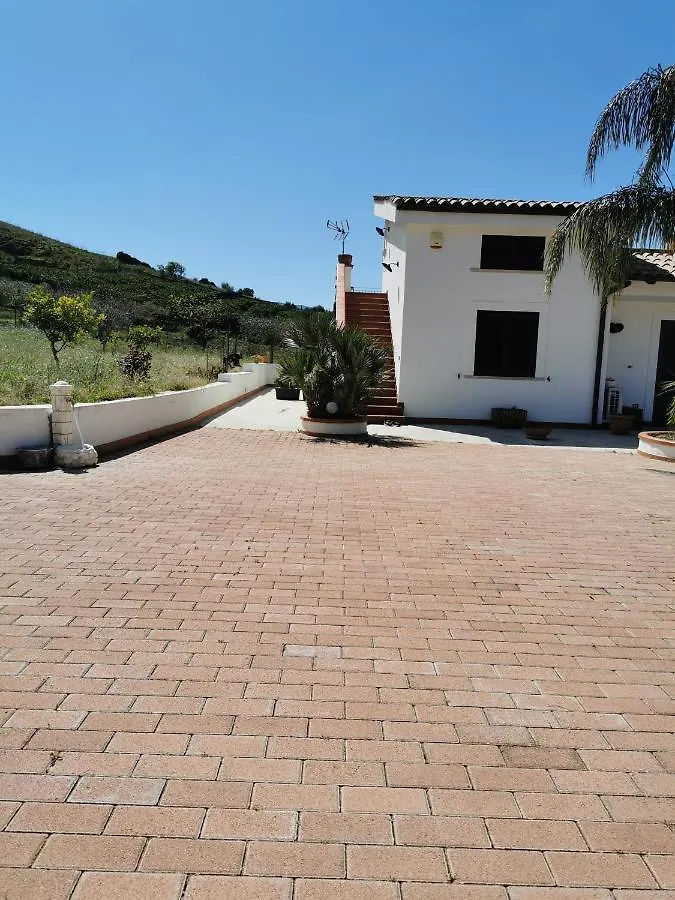 Casa vacanze villa peppino Montallegro Italia