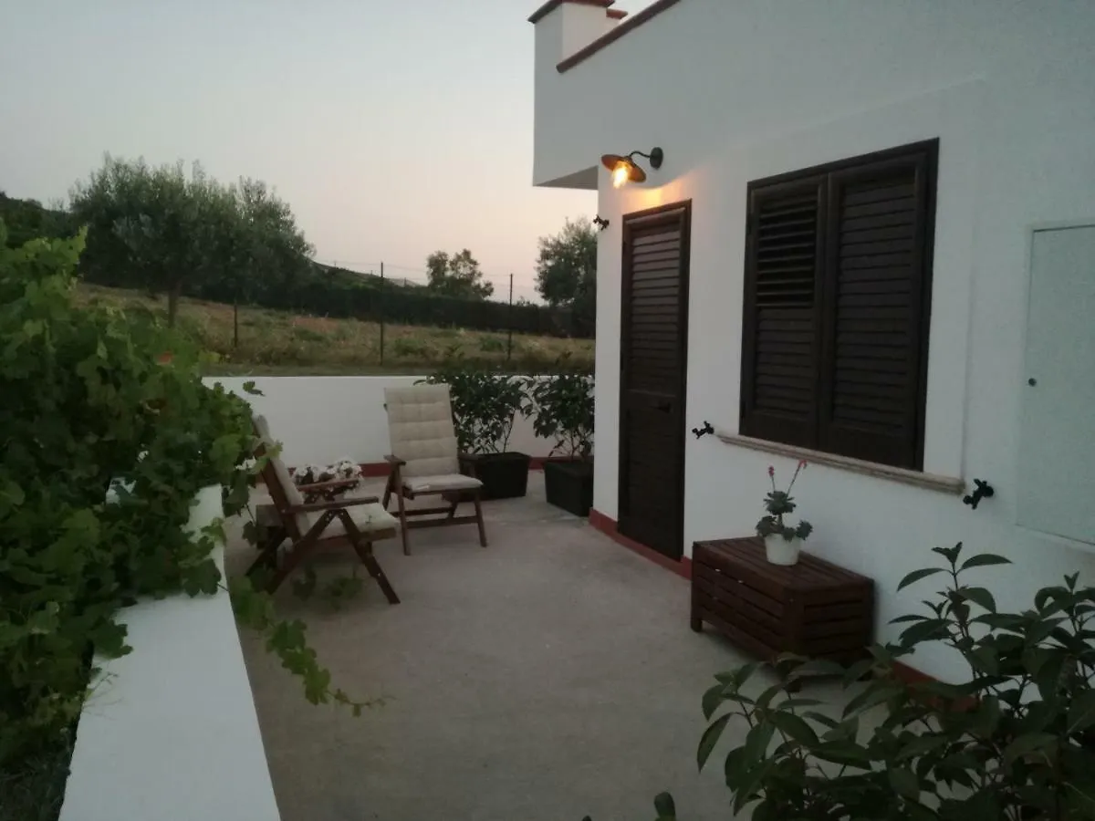 Casa vacanze villa peppino Montallegro Italia