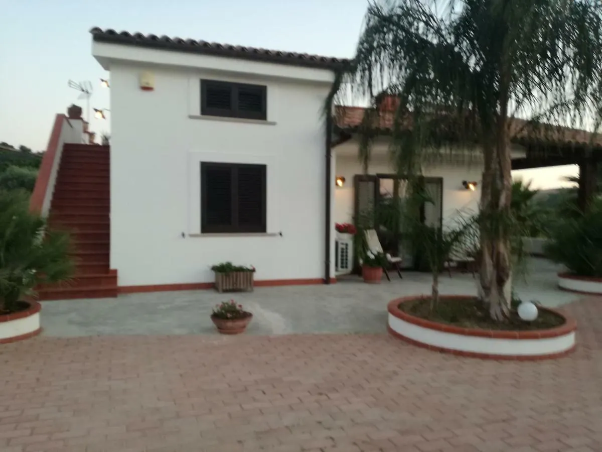 villa peppino Montallegro
